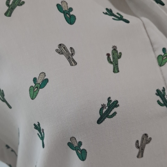 Per Se Size Medium Cactus Print White Button Up Tunic Long Sleeve - Picture 3 of 11